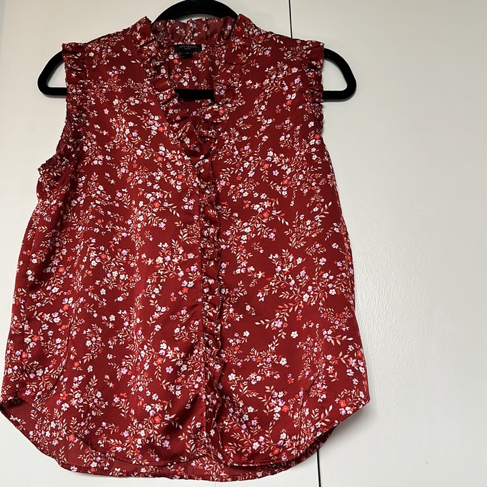 Ann Taylor Ruffled Top SP - Picture 2 of 6